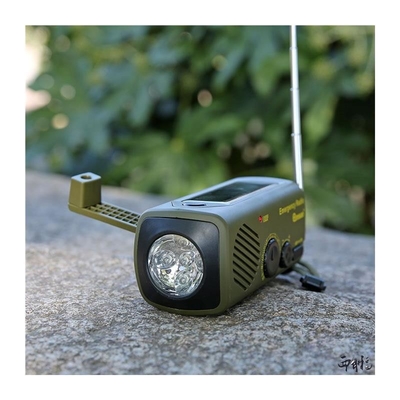 550mAh Solar Powered Flashlight USB Charging Hand Crank Flashlight Outdoor Survival Emergency Radio Flashlight